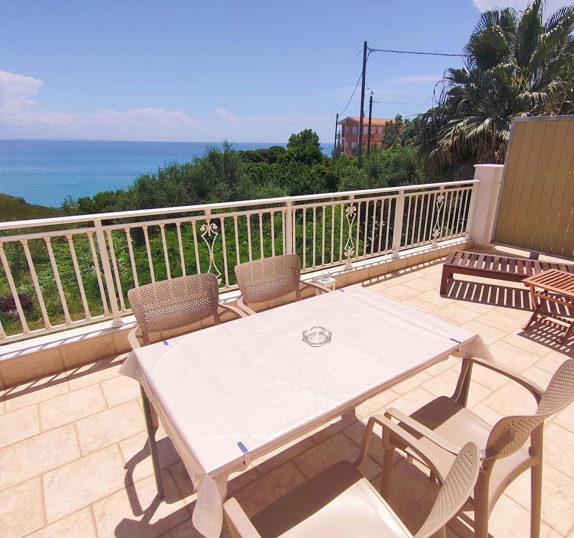 Kalamies - Secluded Beach Apartments Skala  Room photo